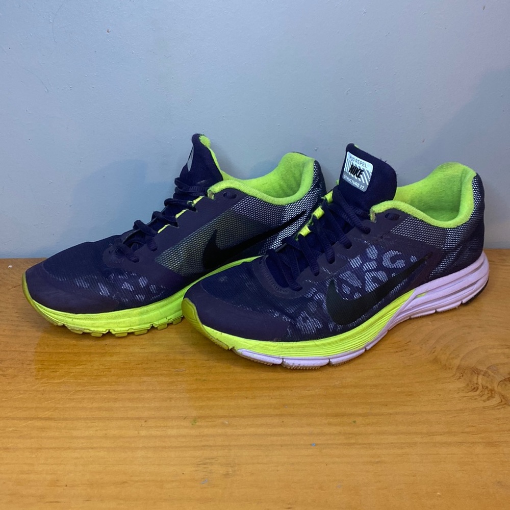 Nike Womens Zoom Structure 17